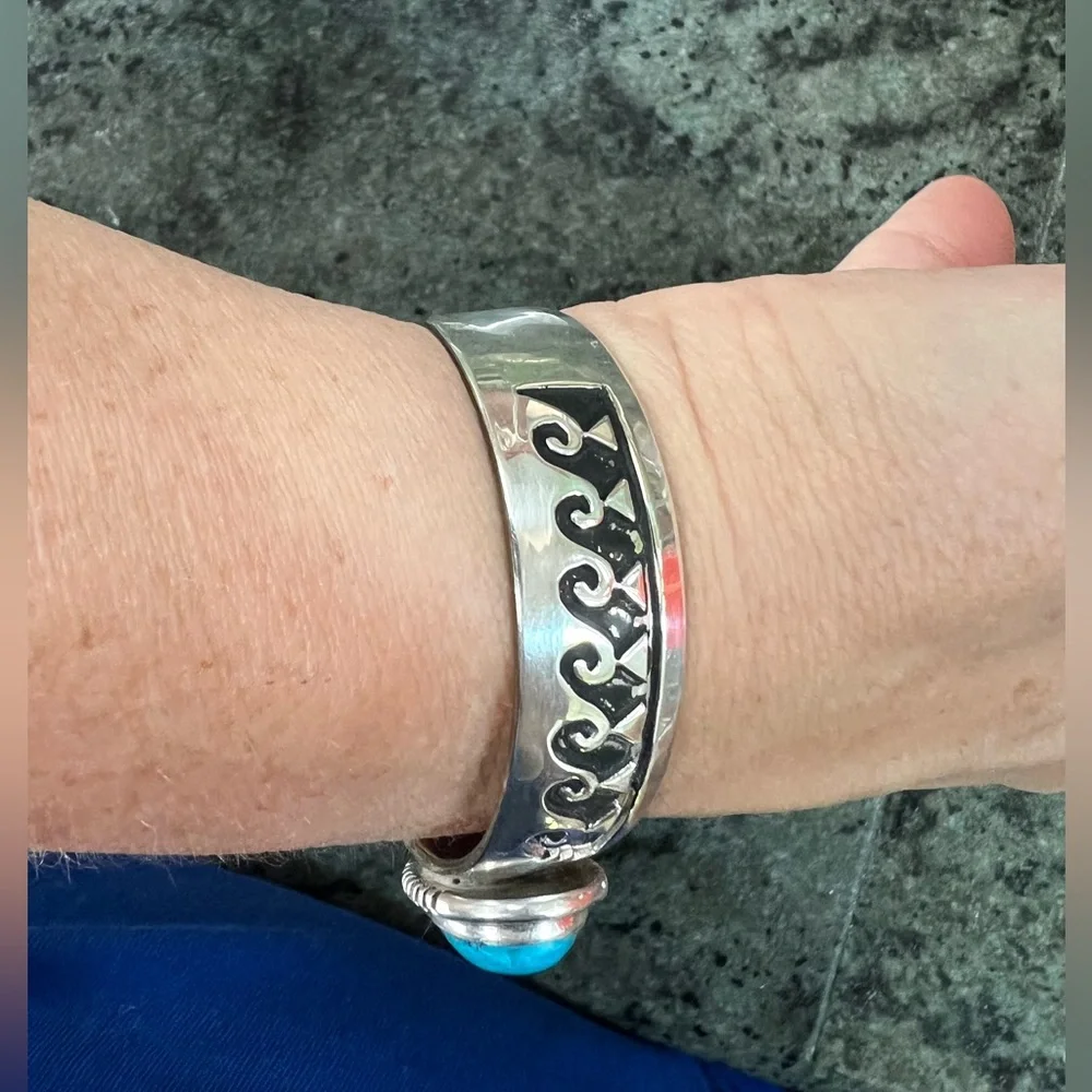 Sterling Silver & Turquoise Cabochon Overlay Cuff Bracelet - Picture 12 of 16